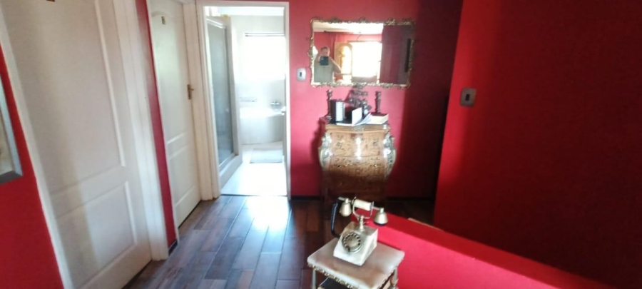 4 Bedroom Property for Sale in Langenhovenpark Free State